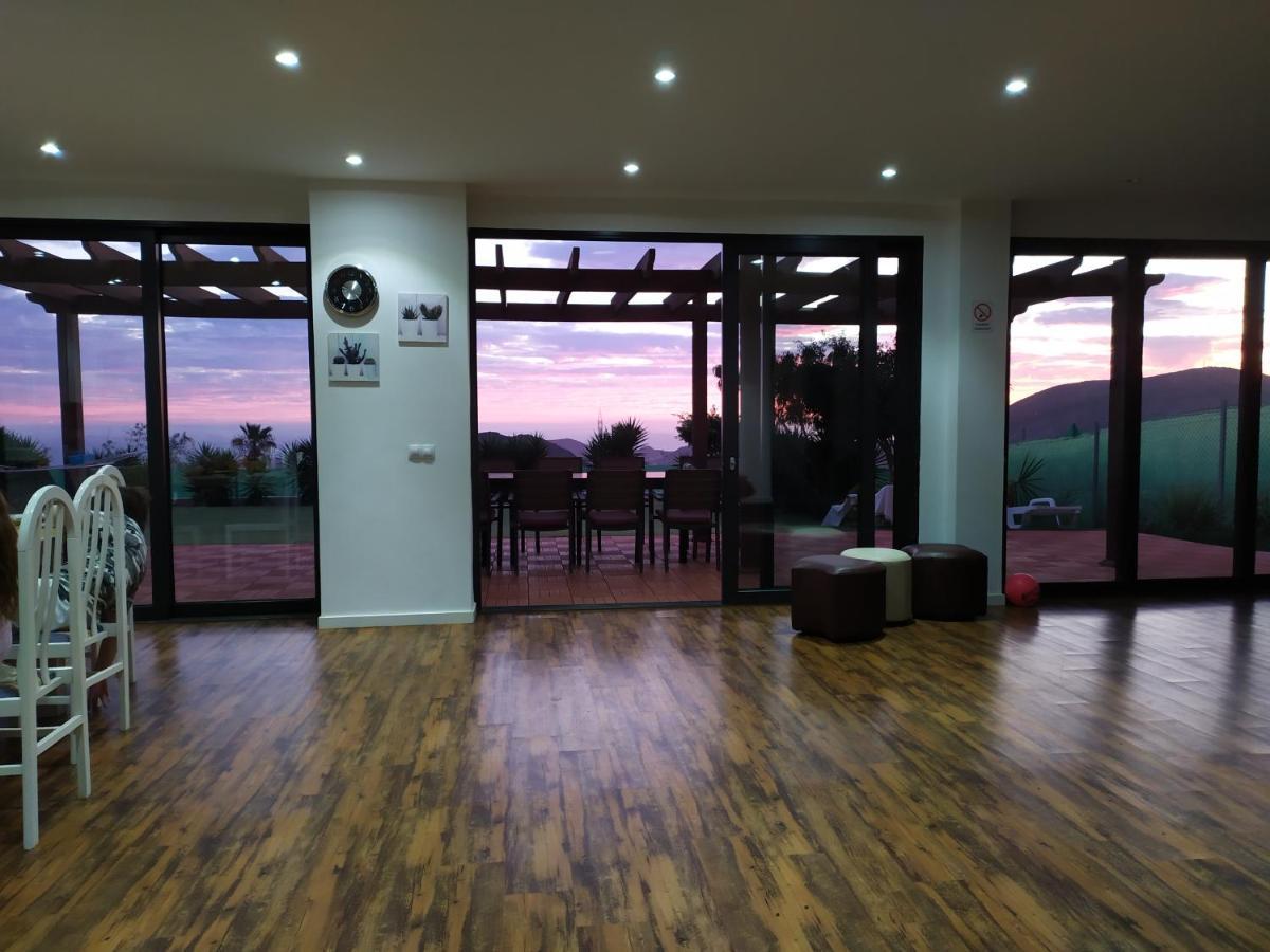 Casa Zoe Villa อาโรนา ภายนอก รูปภาพ