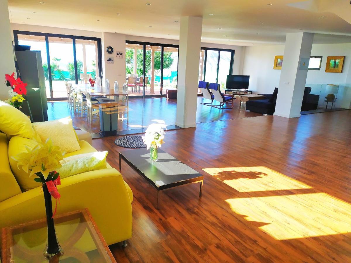 Casa Zoe Villa อาโรนา ภายนอก รูปภาพ