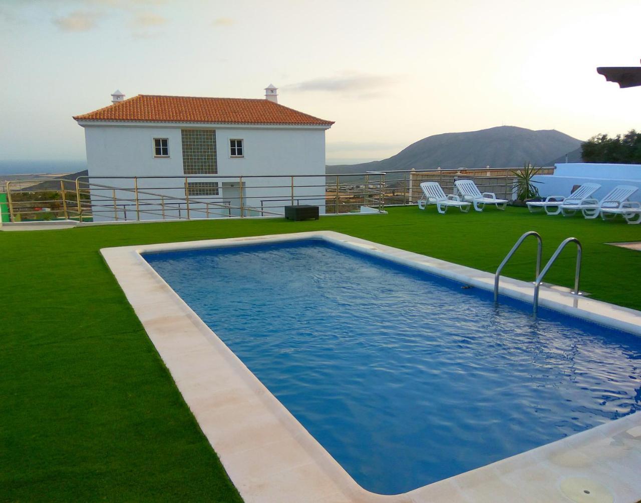 Casa Zoe Villa อาโรนา ภายนอก รูปภาพ