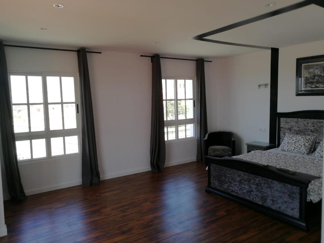 Casa Zoe Villa อาโรนา ภายนอก รูปภาพ